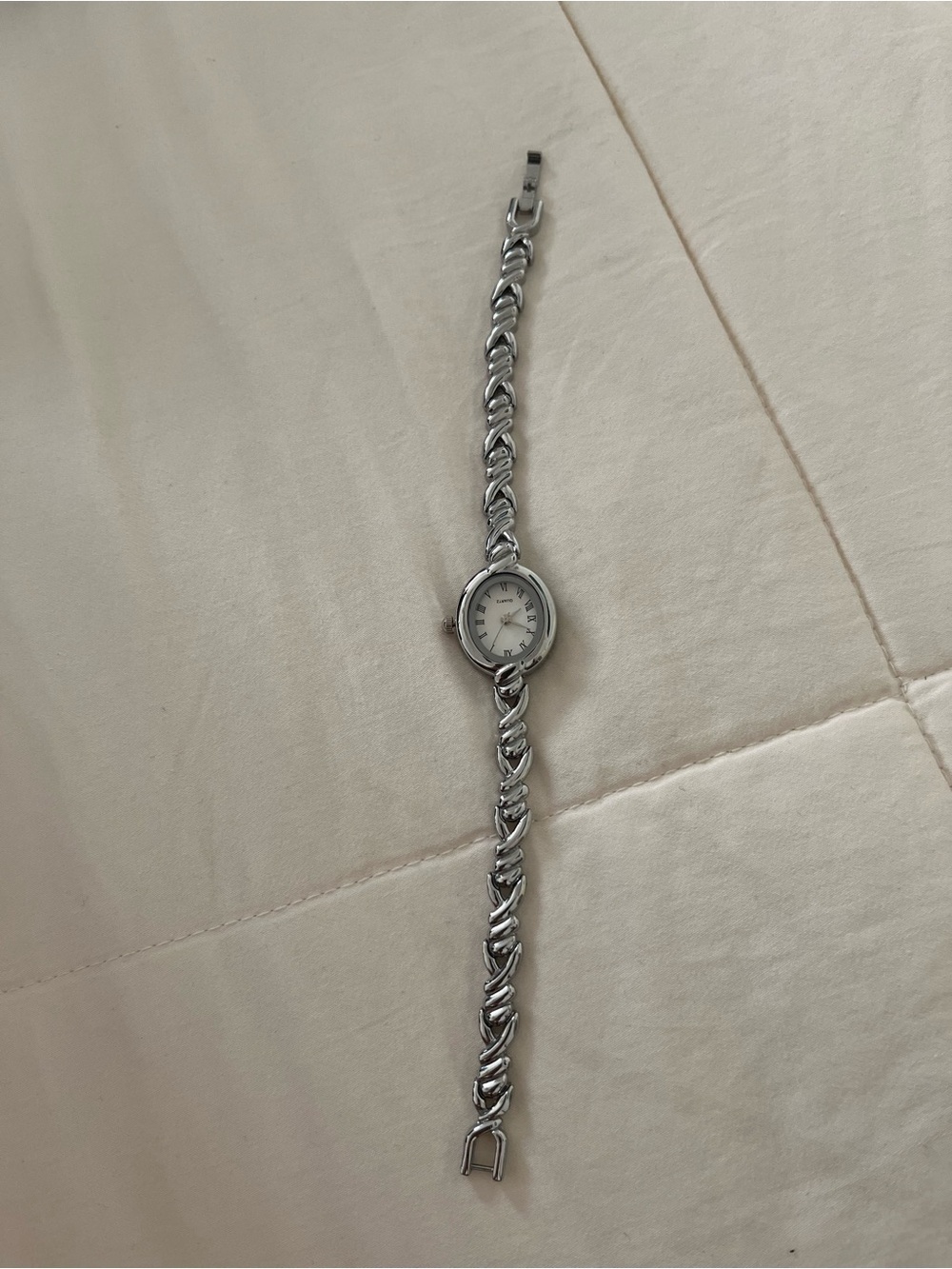 Silver Chain-Link Ladies Bracelet Watch - Unbranded